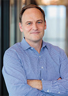 [MISSING IMAGE: ph_joshuajwhipple-4c.jpg]